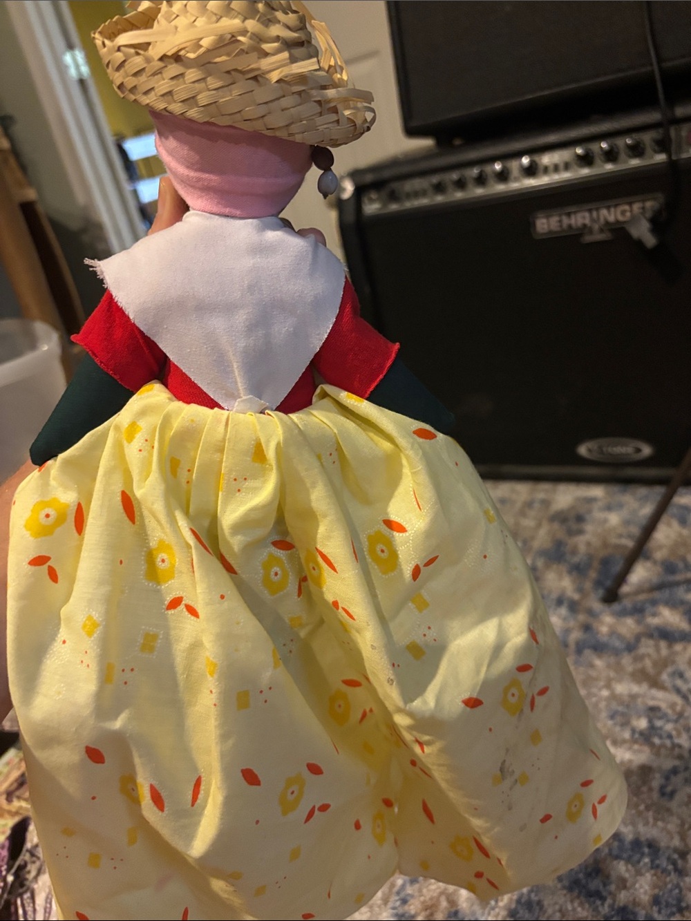 Multicultural soft doll - Picture 4 of 5